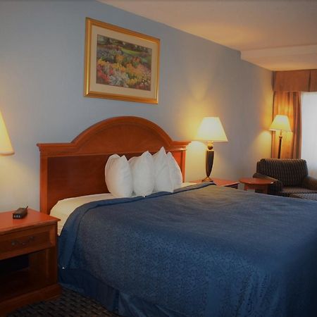 Texas Inn & Suites Denton Luaran gambar