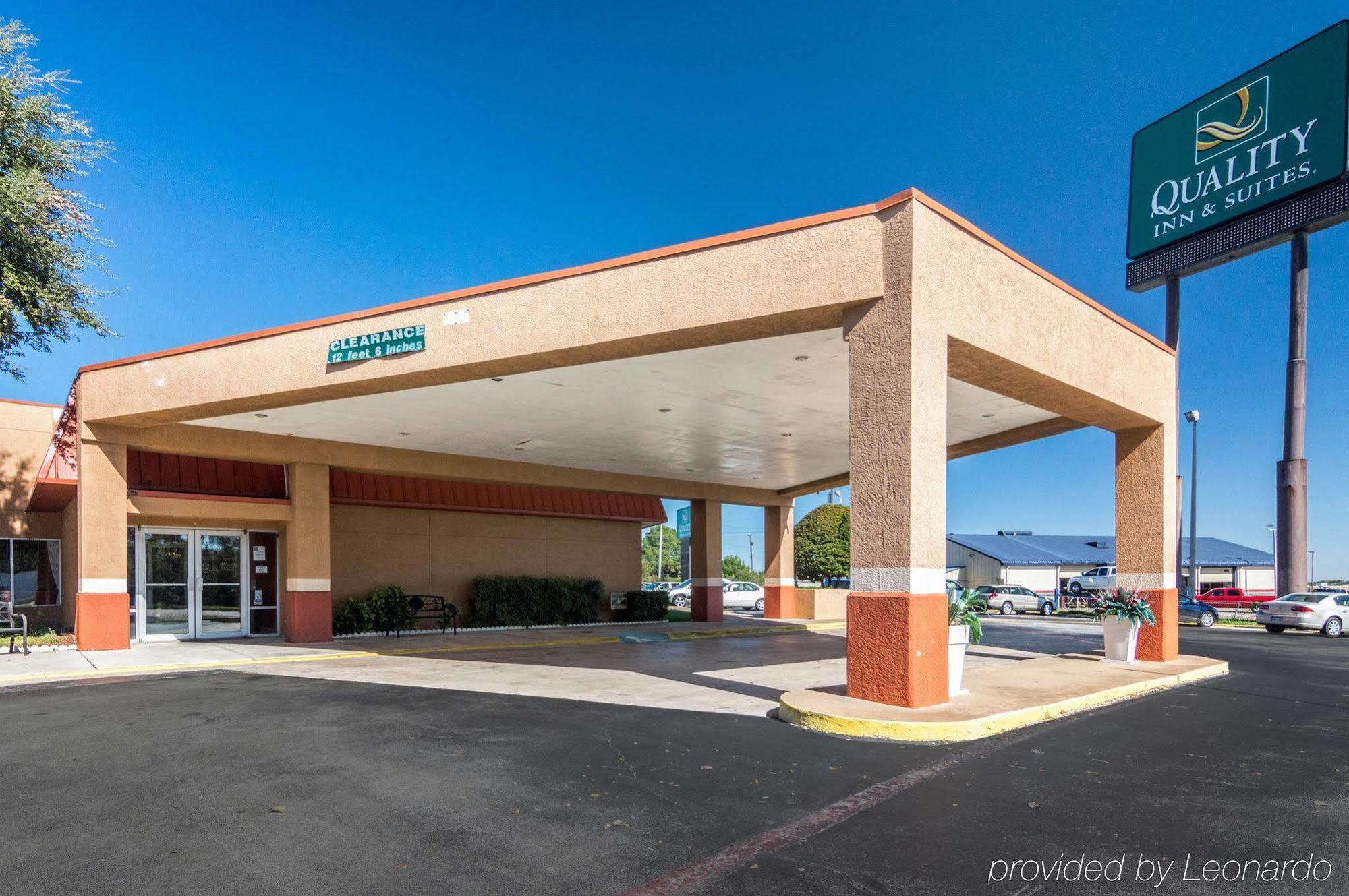 Texas Inn & Suites Denton Luaran gambar