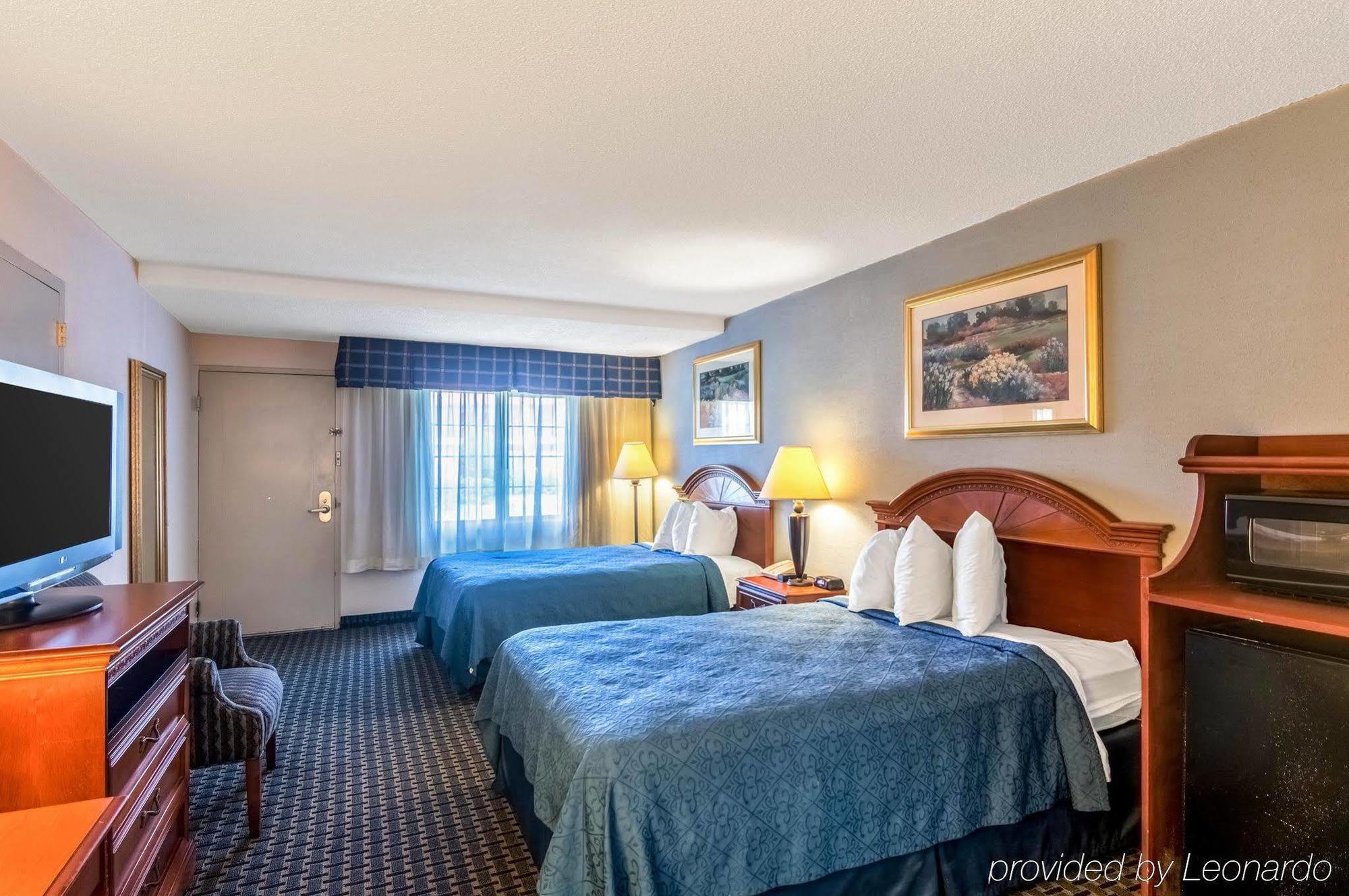 Texas Inn & Suites Denton Luaran gambar